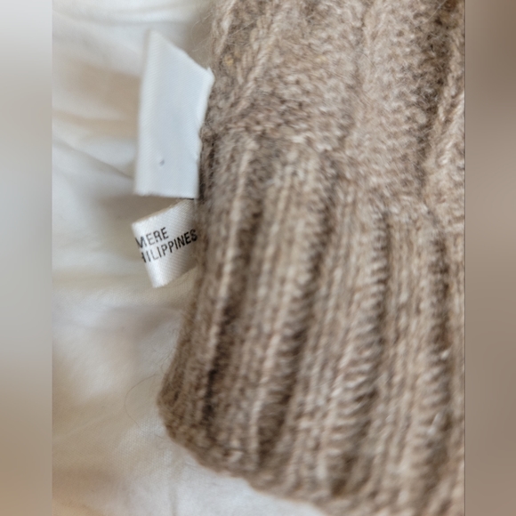 Portolano Cable Cashmere Scarf - Picture 5 of 5